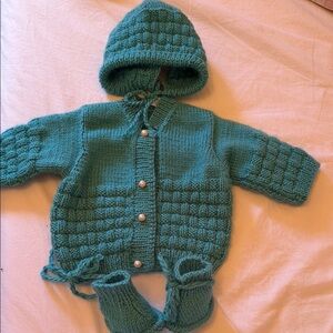 Baby sweater hat and knit booties set